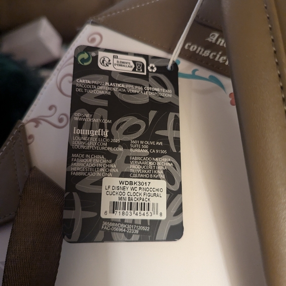 Loungefly Disney WC Pinocchio Cuckoo Clock Figural Mini Backpack NWT - Picture 10 of 11